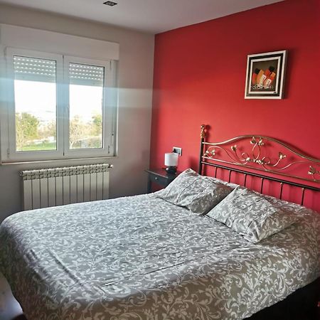 Casa Con Finca En Oviedo El Casero المظهر الخارجي الصورة