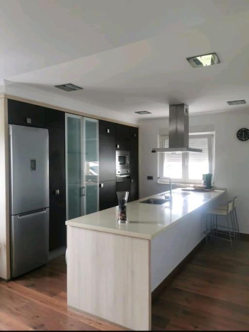 Casa Con Finca En Oviedo El Casero المظهر الخارجي الصورة