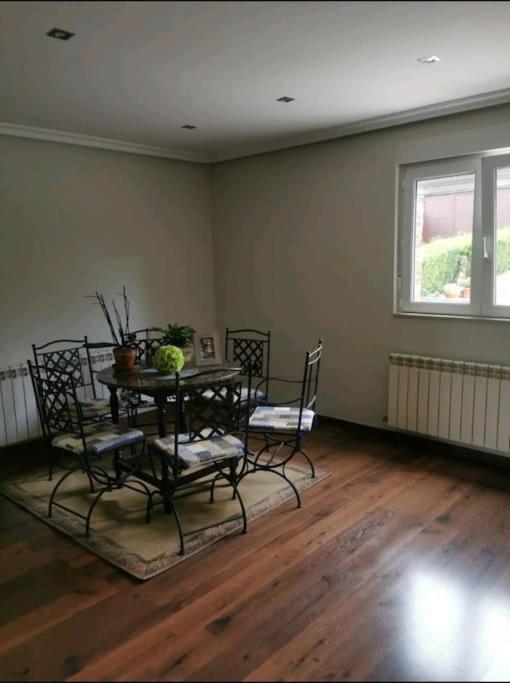 Casa Con Finca En Oviedo El Casero المظهر الخارجي الصورة